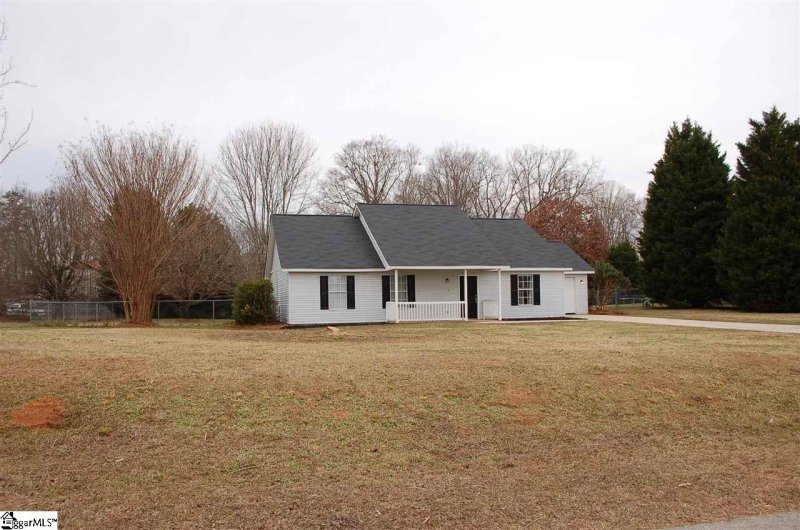 Property image 2 at 15 Duck Pond Lane, Fountain Inn, SC 29644