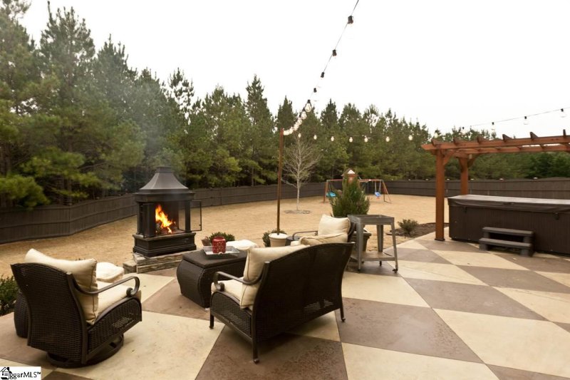 Property image 4 at 7 Knob Creek Court, Easley, SC 29642