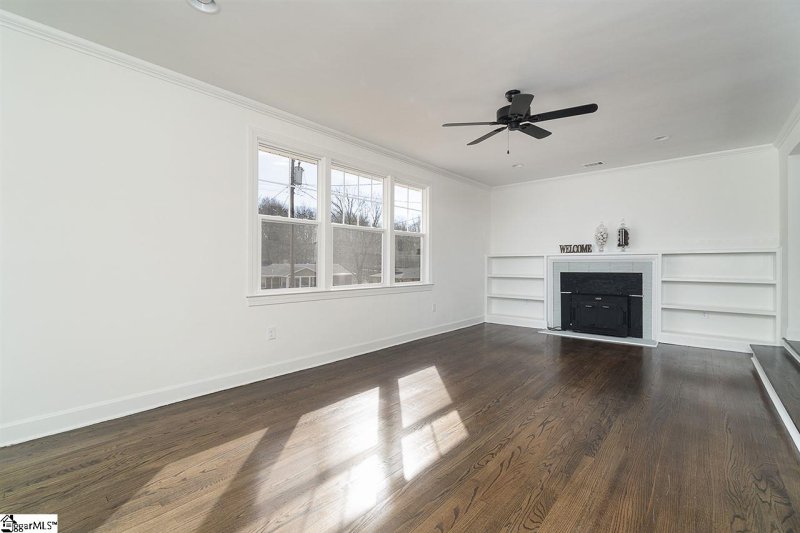 Property image 5 at 251 Lowndes Avenue, Greenville, SC 29607