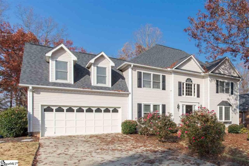 Property image 2 at 214 W Hypericum Lane, Greenville, SC 29615