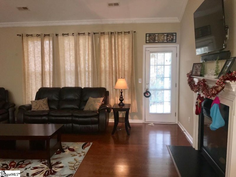 Property image 4 at 10 MACINTYRE Street, Simpsonville, SC 29680