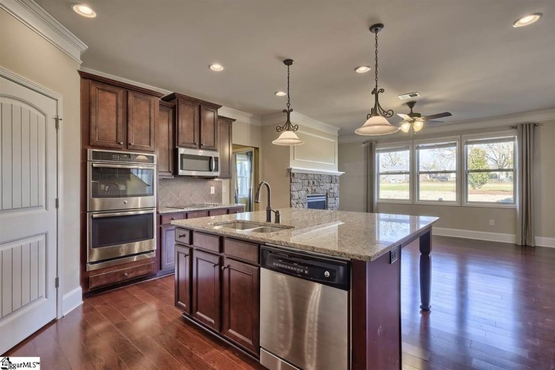 Property image 2 at 100 Sentinel Ridge, Belton, SC 29627