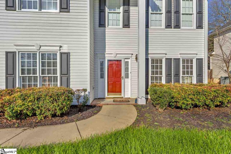 Property image 4 at 6 Grape Vine Court, Greenville, SC 29607