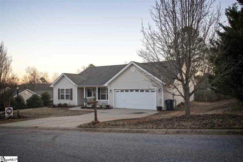 Property image 2 at 104 Andon Lane, Greer, SC 29651