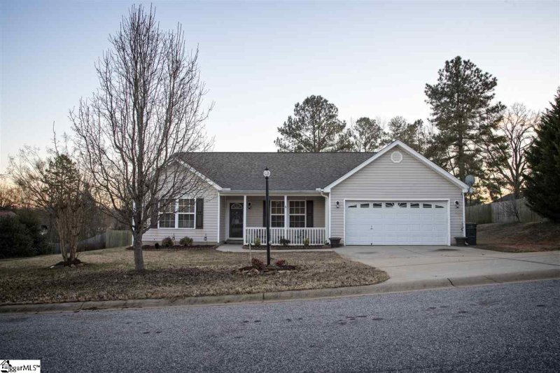 Property image 3 at 104 Andon Lane, Greer, SC 29651