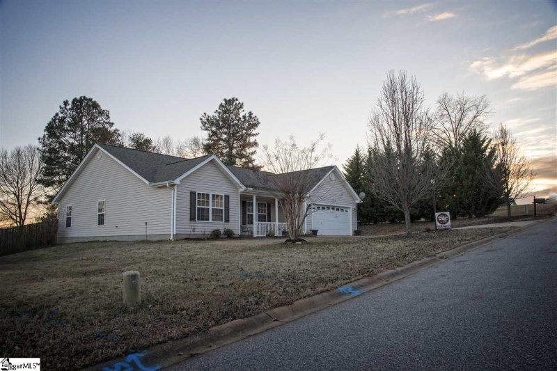 Property image 4 at 104 Andon Lane, Greer, SC 29651