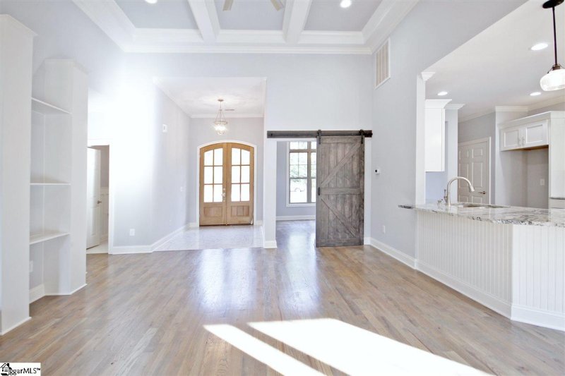 Property image 2 at 414 Isaqueena Drive, Greer, SC 29651