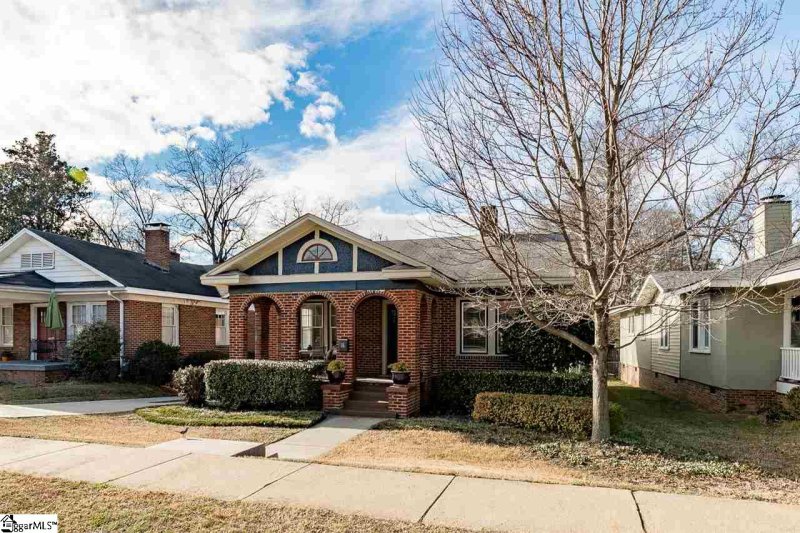 Property image 2 at 16 Tomassee Avenue, Greenville, SC 29605