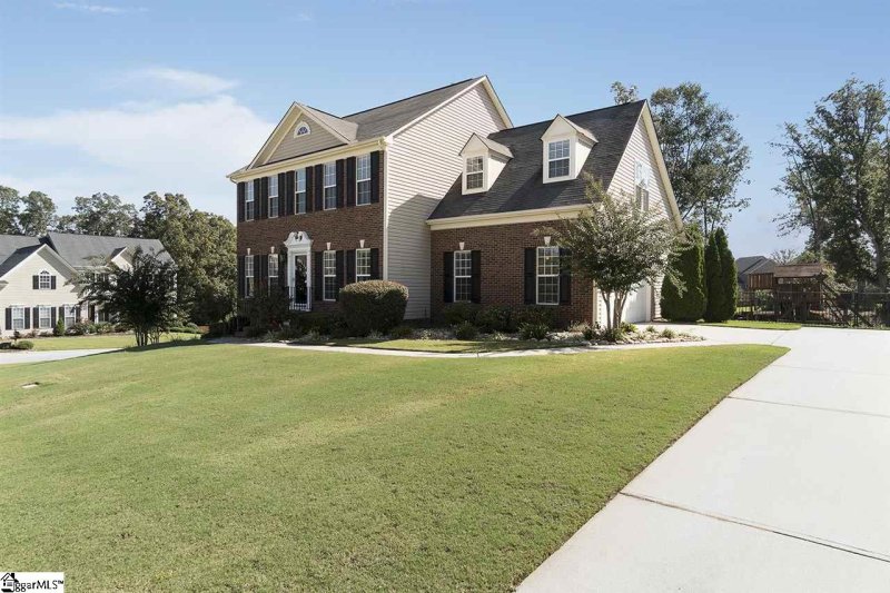 Property image 2 at 1 Cleyera Court, Simpsonville, SC 29681