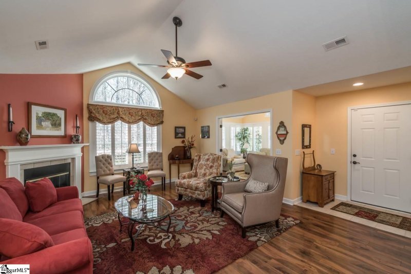 Property image 2 at 50 Fudora Circle, Simpsonville, SC 29681