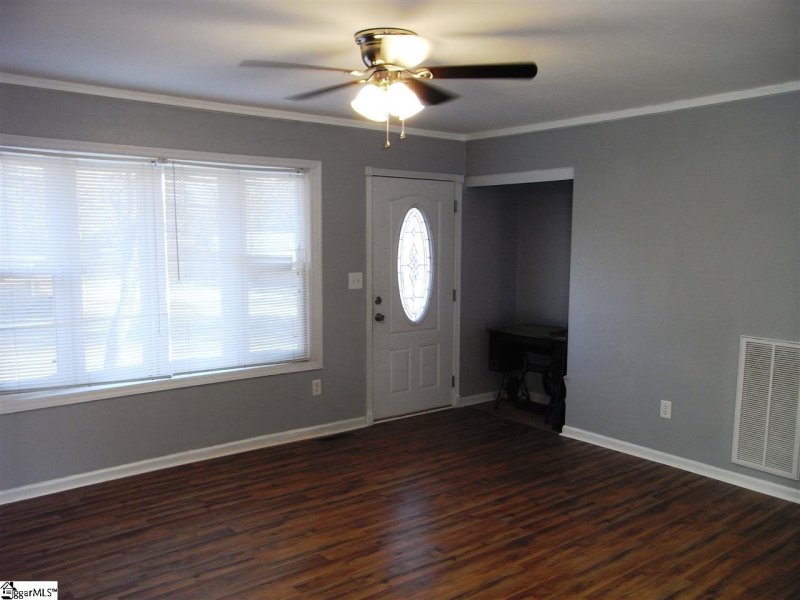 Property image 5 at 105 Yorktown Drive, Fountain Inn, SC 29644-1660