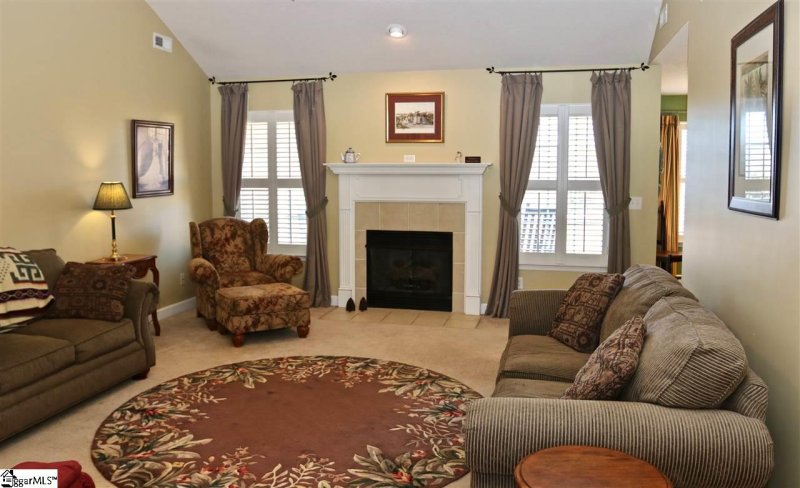 Property image 5 at 22 Cole Creek Court, Greer, SC 29651