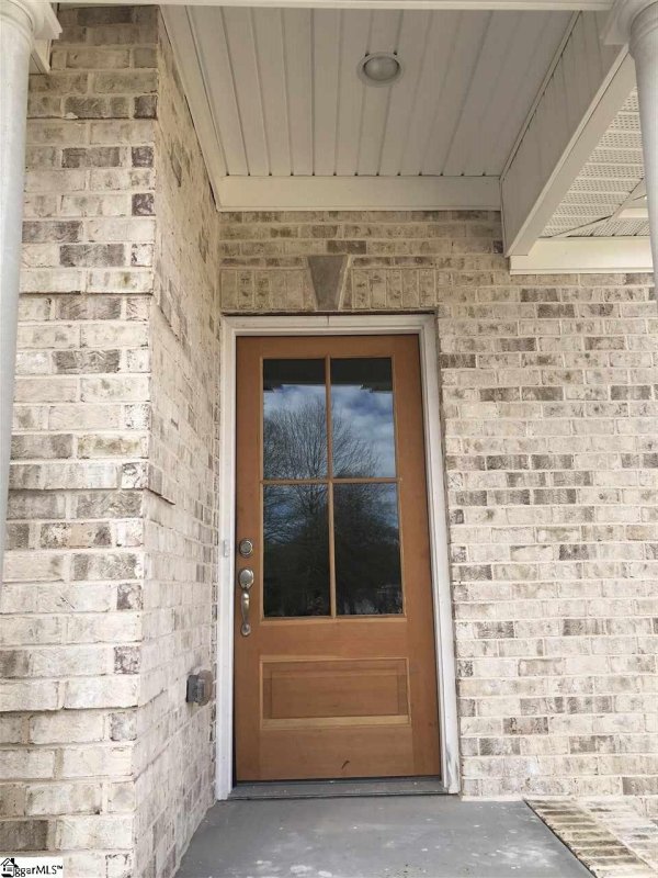 Property image 3 at 110 Banbury Circle, Simpsonville, SC 29681