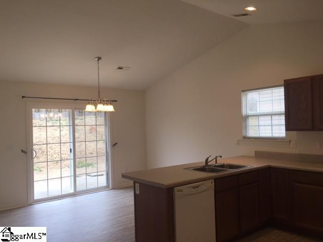 Property image 4 at 16 Landing Lane, Simpsonville, SC 29681