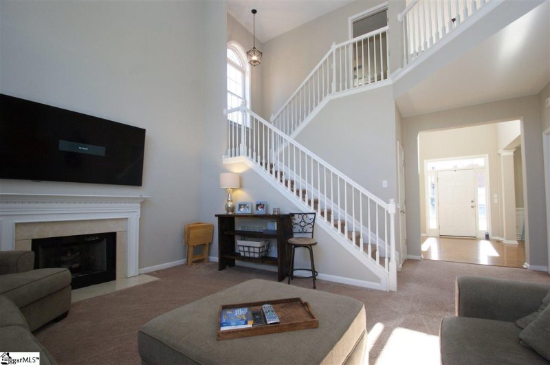 Property image 2 at 3 Spanish Moss Lane, Greer, SC 29650