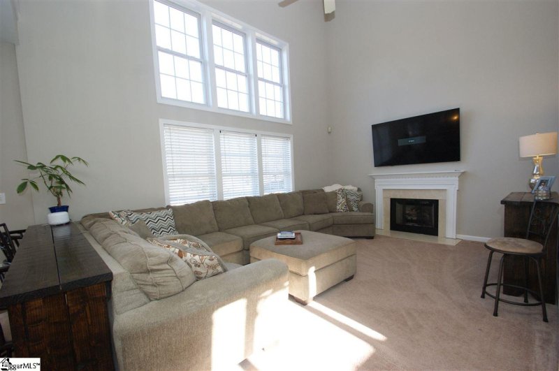 Property image 4 at 3 Spanish Moss Lane, Greer, SC 29650