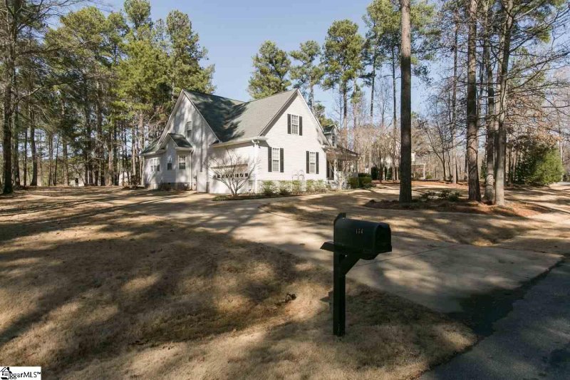 Property image 2 at 174 Pheasant Way, Fountain Inn, SC 29644