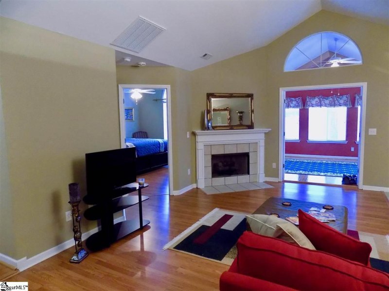Property image 4 at 1403 Heritage Club Drive, Greenville, SC 29615