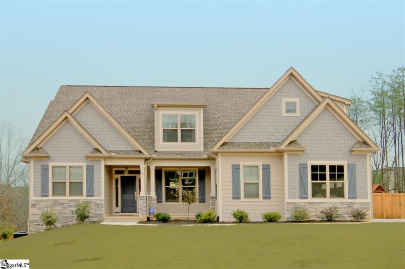 1 Windswept Knoll Drive