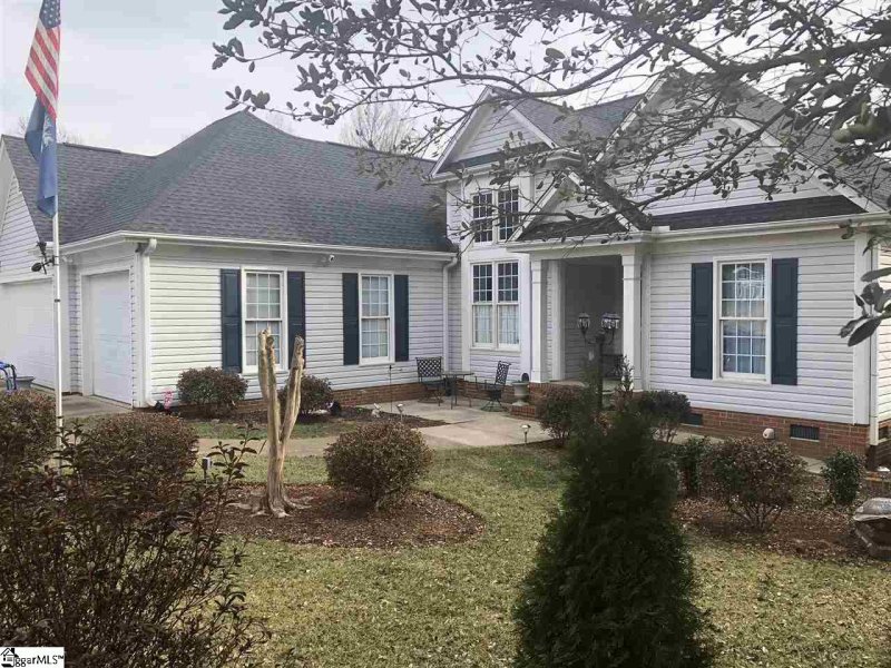 5 Mountain Trace Court