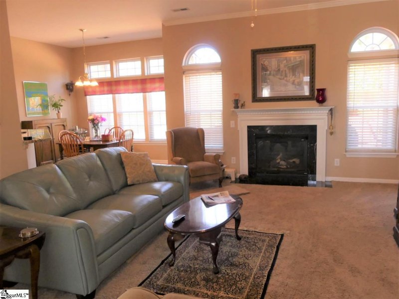 Property image 5 at 16 Promontory Court, Greenville, SC 29615