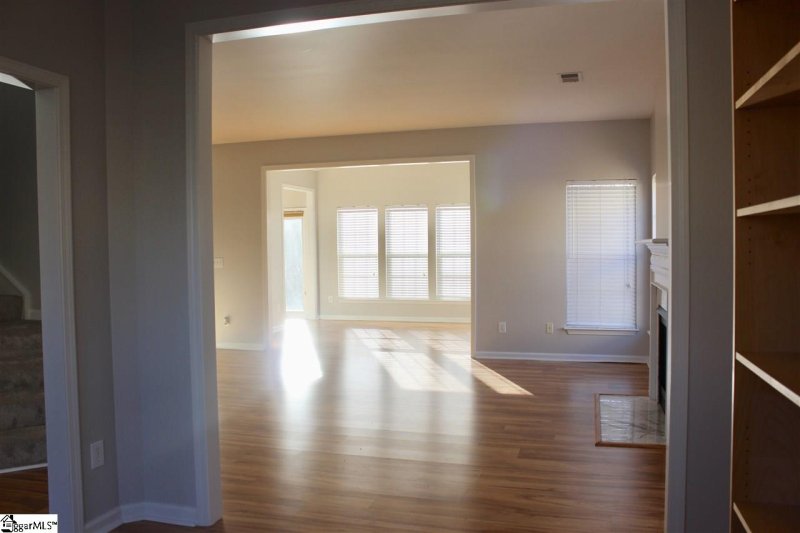 Property image 4 at 610 Buttermilk Court, Simpsonville, SC 29681