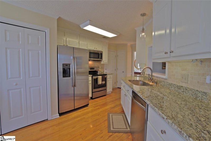 Property image 5 at 316 Tearose Lane, Simpsonville, SC 29681