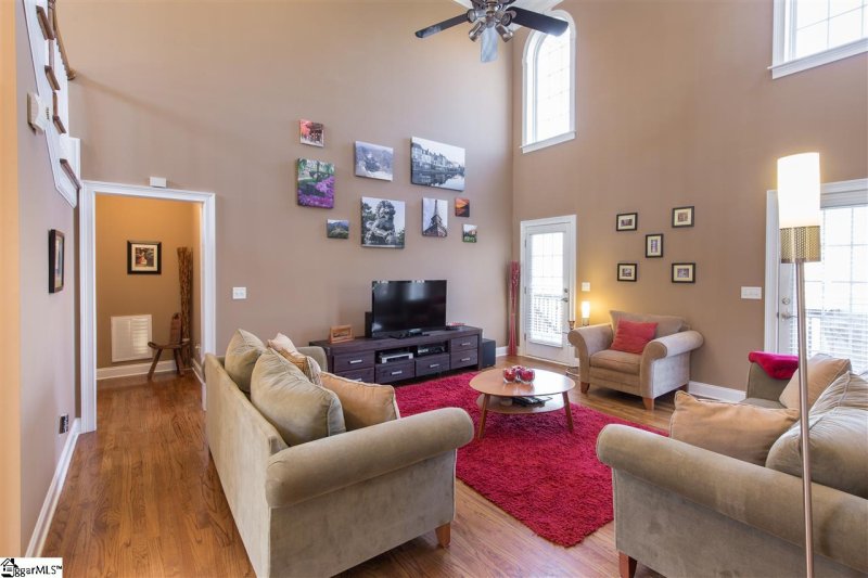 Property image 3 at 6 Nina Court, Simpsonville, SC 20681