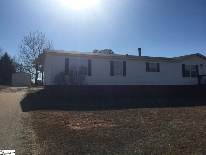 Property image 2 at 205 Floral Wood Way, Pelzer, SC 29669