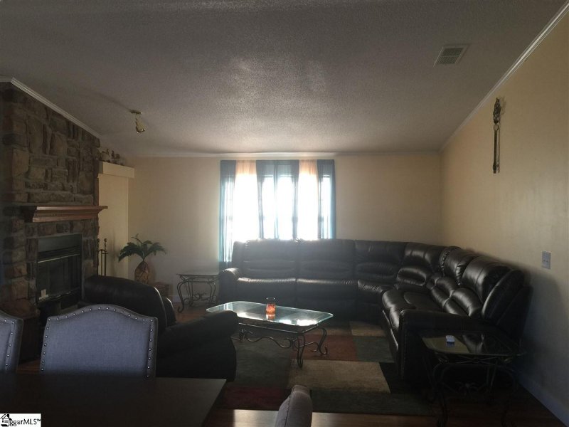 Property image 4 at 205 Floral Wood Way, Pelzer, SC 29669