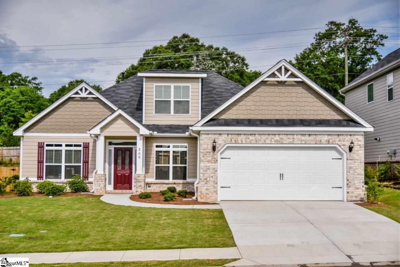 Property image 3 at 209 Lovelace Court, Simpsonville, SC 29681