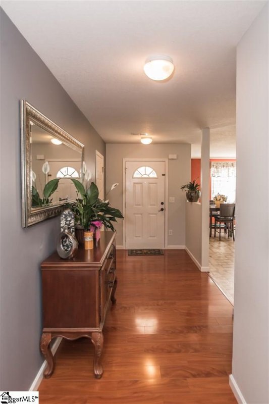 Property image 3 at 6 Muirfield Court, Simpsonville, SC 29681