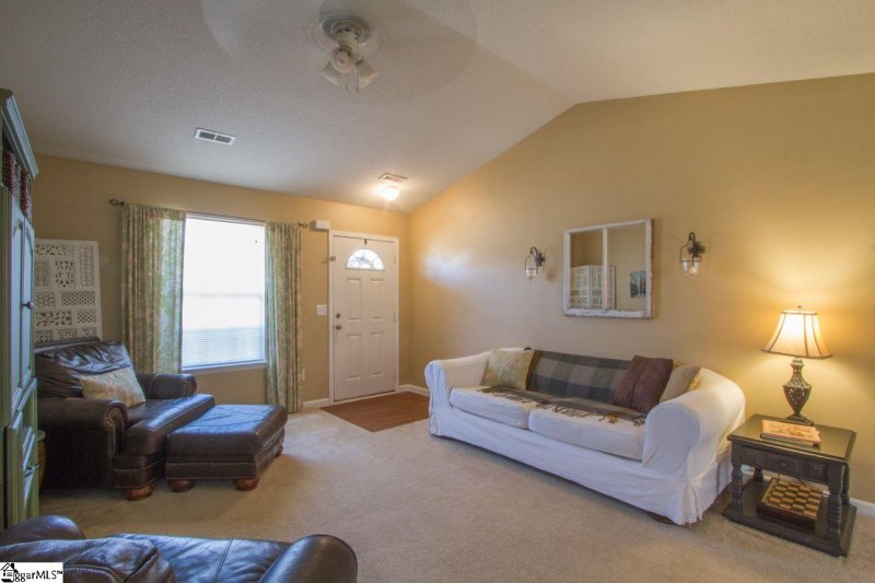 Property image 5 at 121 Kensett Drive, Williamston, SC 29697