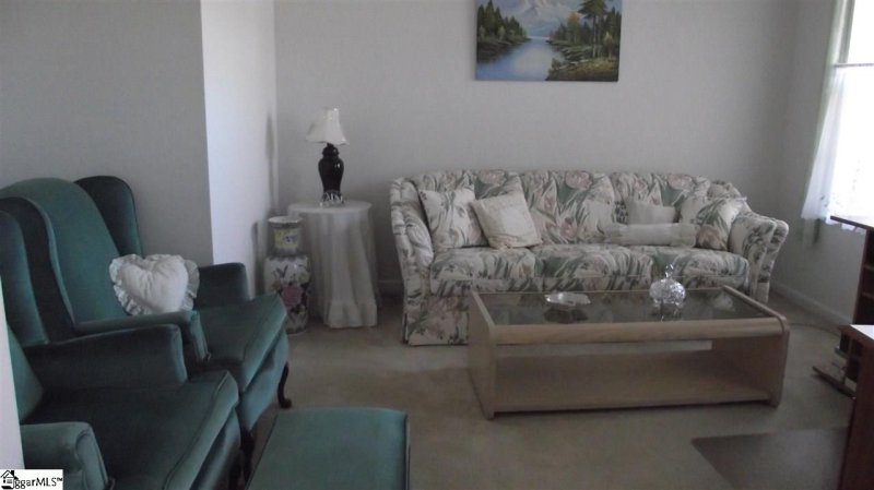 Property image 3 at 3 Alewine Court, Taylors, SC 29687