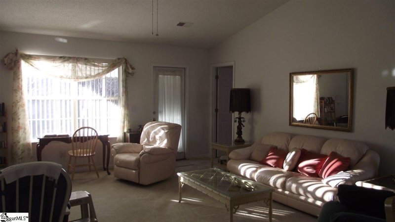 Property image 4 at 3 Alewine Court, Taylors, SC 29687