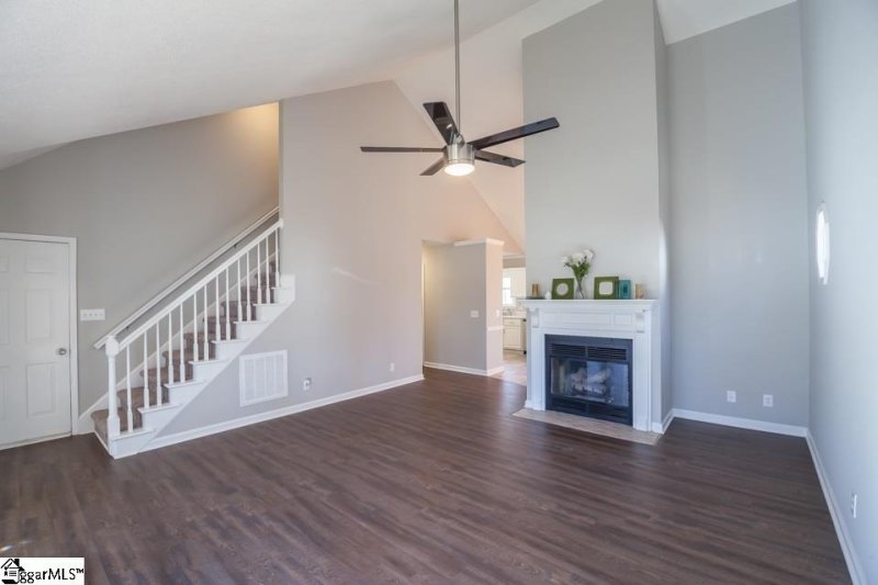 Property image 4 at 207 Charmar Way, Taylors, SC 29687