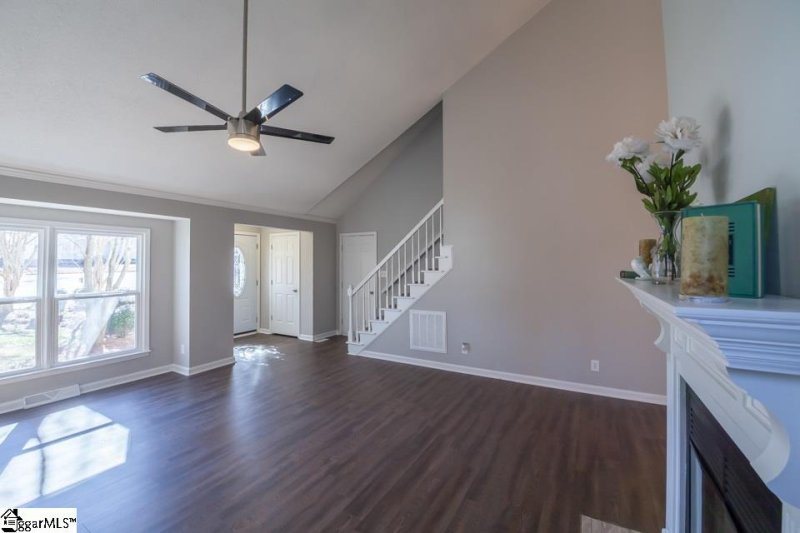 Property image 5 at 207 Charmar Way, Taylors, SC 29687