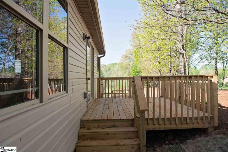 Property image 3 at 142 Page Creek Boulevard, Landrum, SC 29356