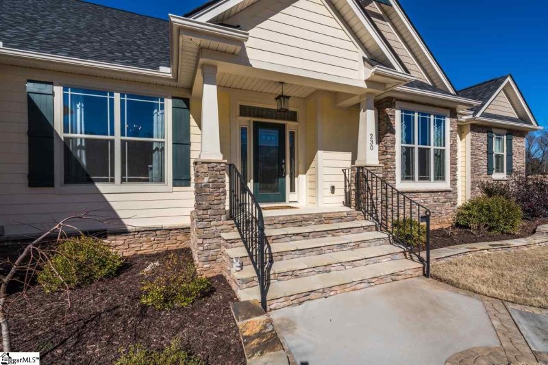 Property image 3 at 230 Watkins Farm Drive, Greer, SC 29651