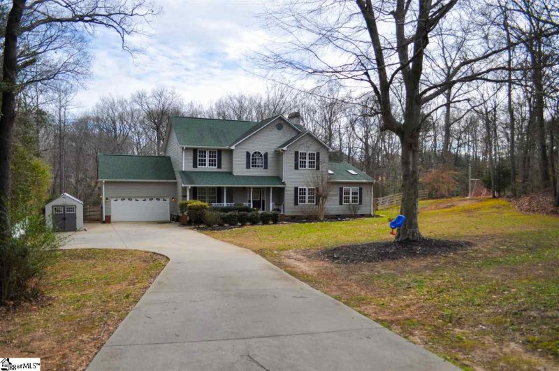 Property image 2 at 16 Prince William Court, Simpsonville, SC 29681