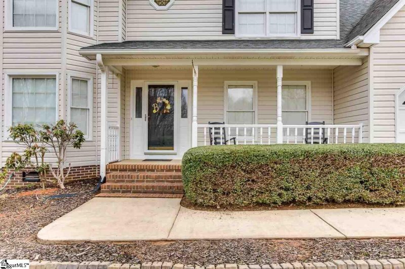 Property image 4 at 25 Midland Court, Taylors, SC 29687