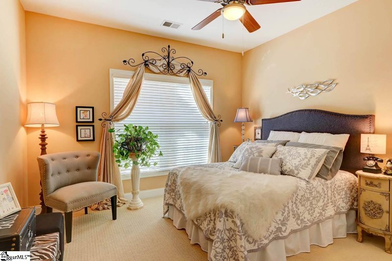 Property image 4 at 2 WALKING Court, Greenville, SC 29607