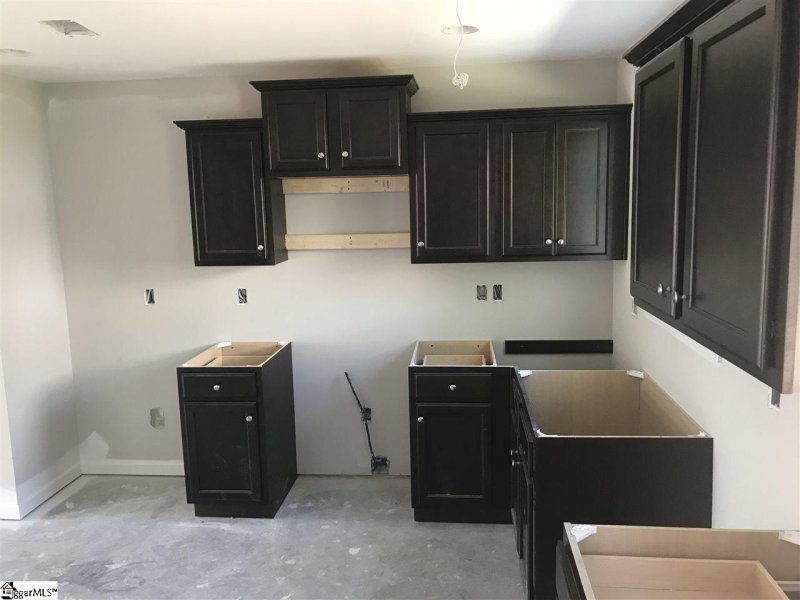 Property image 5 at 104 Glazed Springs Court, Easley, SC 29642