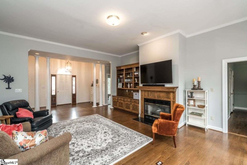 Property image 3 at 407 Woodgrove Trace, Spartanburg, SC 29301