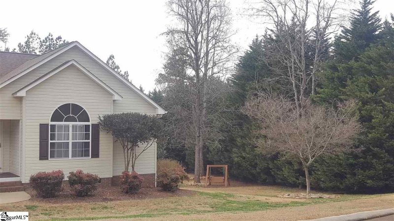 Property image 3 at 214 Paper Birch Lane, Pickens, SC 29671