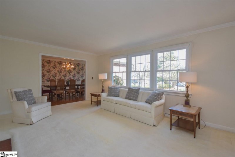 Property image 5 at 12 Ivy Trail, Greenville, SC 29615