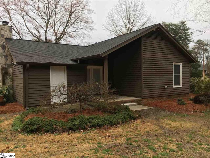 Property image 2 at 125 Trent Drive, Taylors, SC 29687