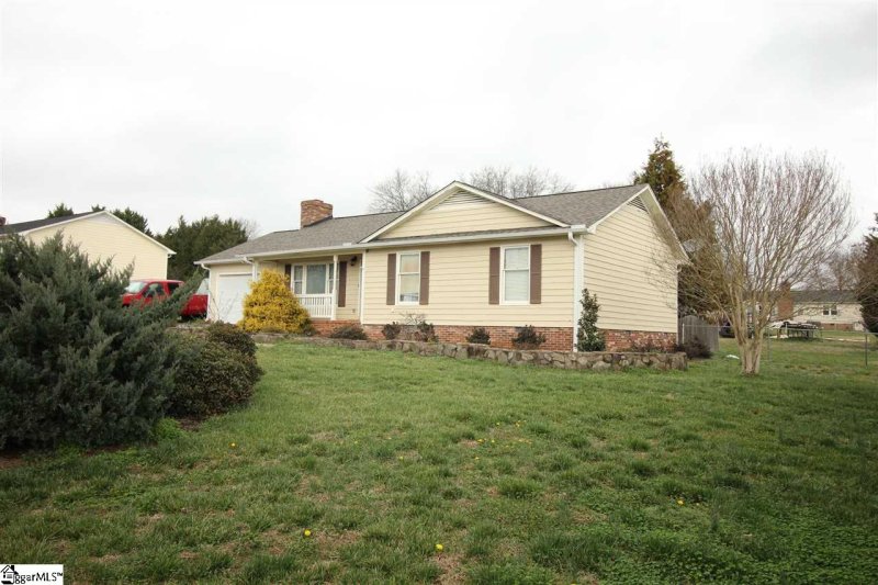 Property image 5 at 104 Nether Lane, Moore, SC 29369