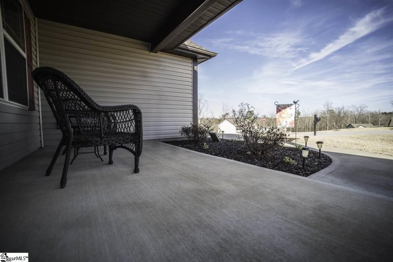 Property image 5 at 123 Morningside Drive, Greer, SC 29651