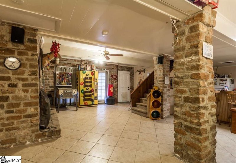 Property image 4 at 423 Tanglewood Drive, Anderson, SC 29621